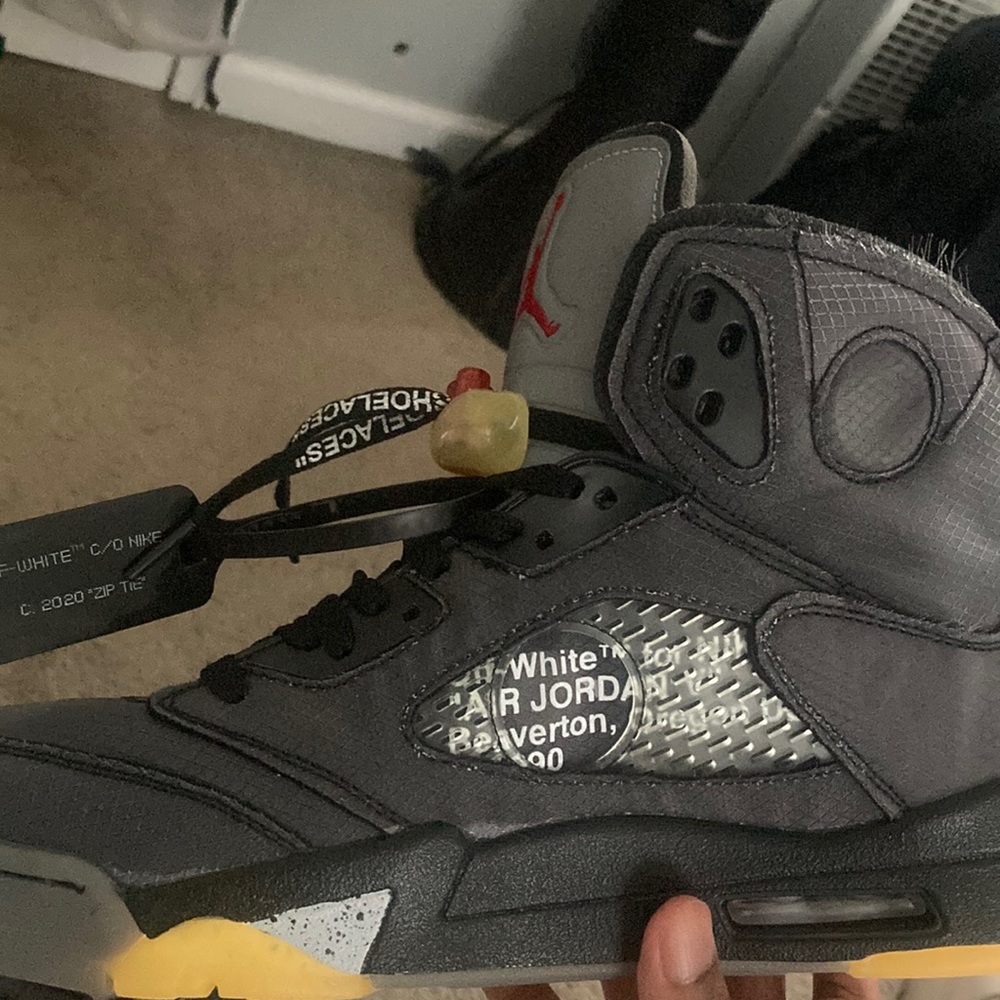 Jordan 5 Off White “Muslin”